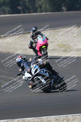 media/Sep-20-2025-TrackDaz (Sat) [[27f0cde673]]/A Group/10am (Turn 3)/